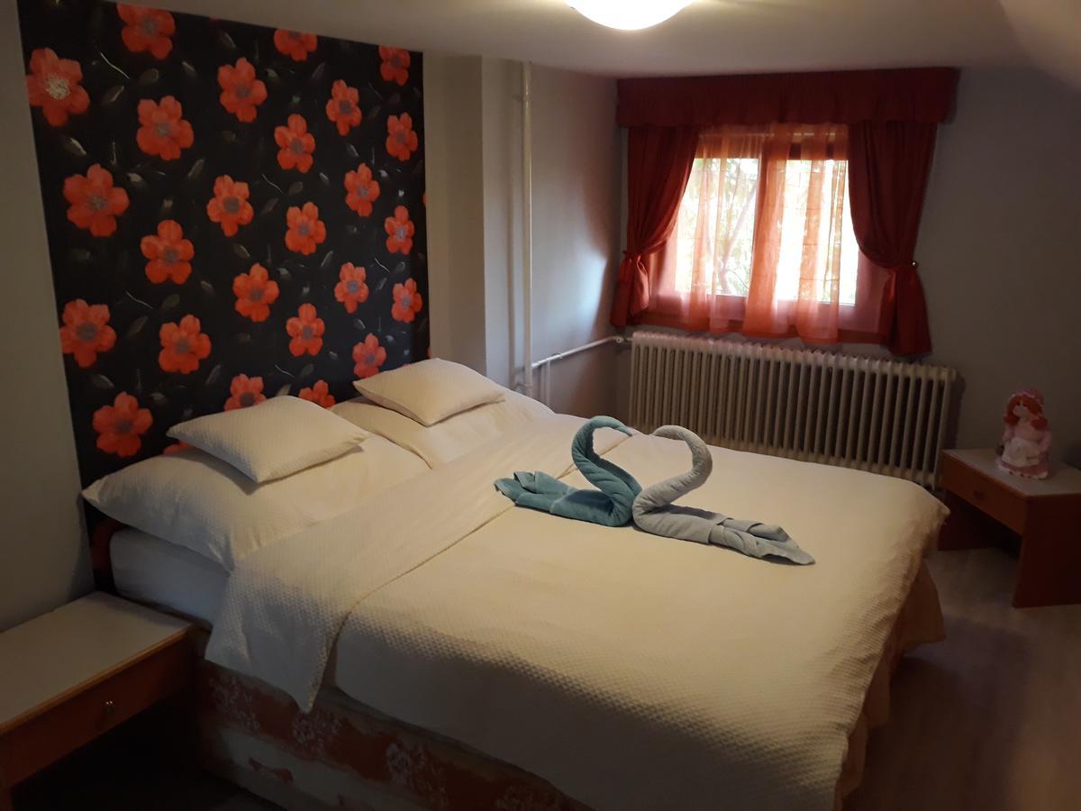 Rozsa Apartman Ленти Екстериор снимка